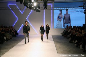 Sisters Code by SBC, designers at the and of the fashion show.