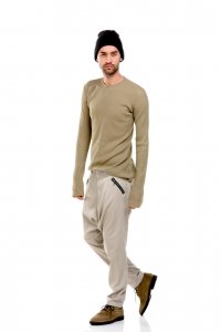 Enya trousers. Baggy styled, with fake zipp pockets.
