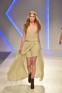 Maverick no sleeve maxi dress, made of muslin 100%, in light beige color for all events, to flattering day to sophisticated evening style.